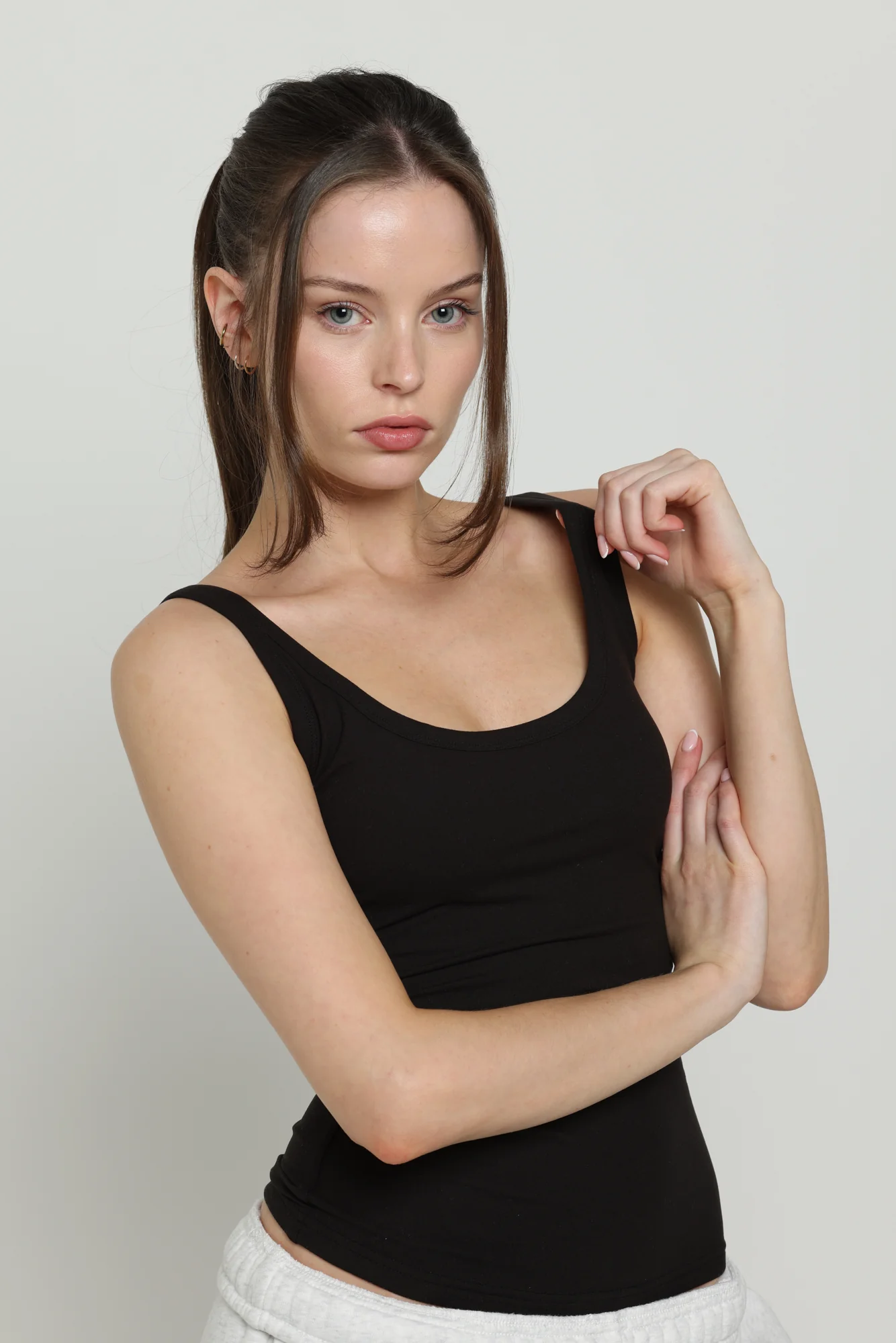 Black Core Tua Tank - Image 4