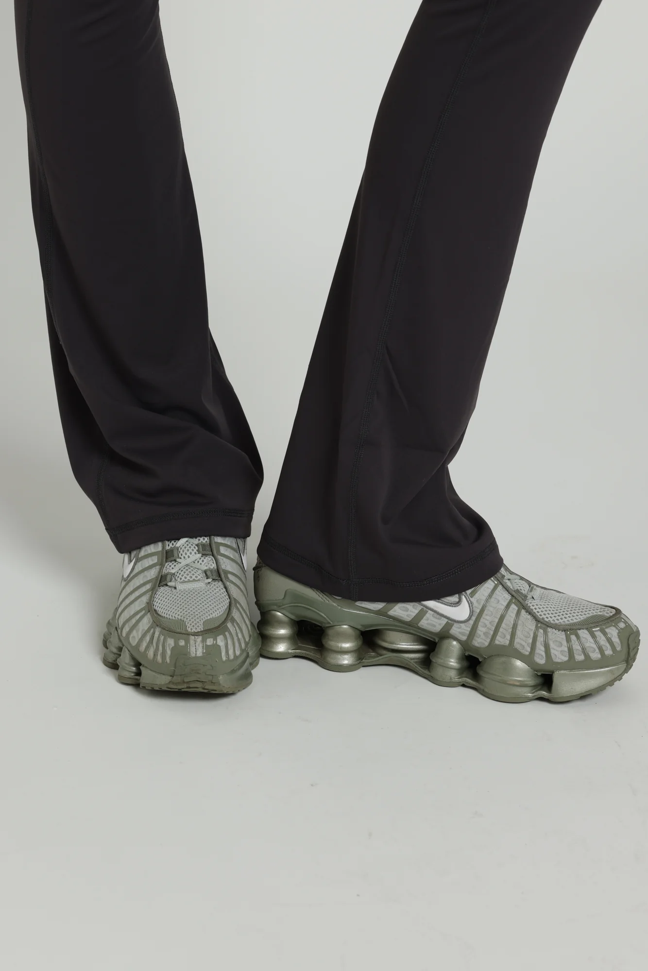 Charcoal Ultra Long Boundless Flares - Image 4