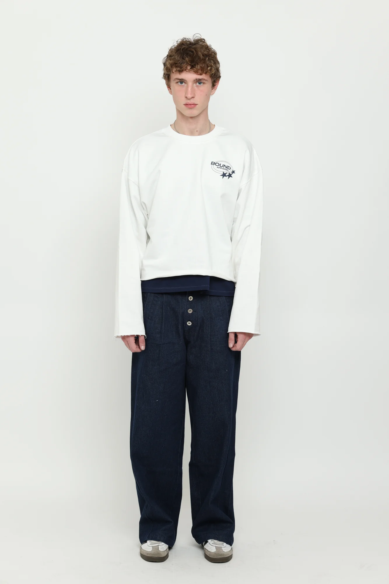 Off-White & Navy Logo Crewneck - Image 5