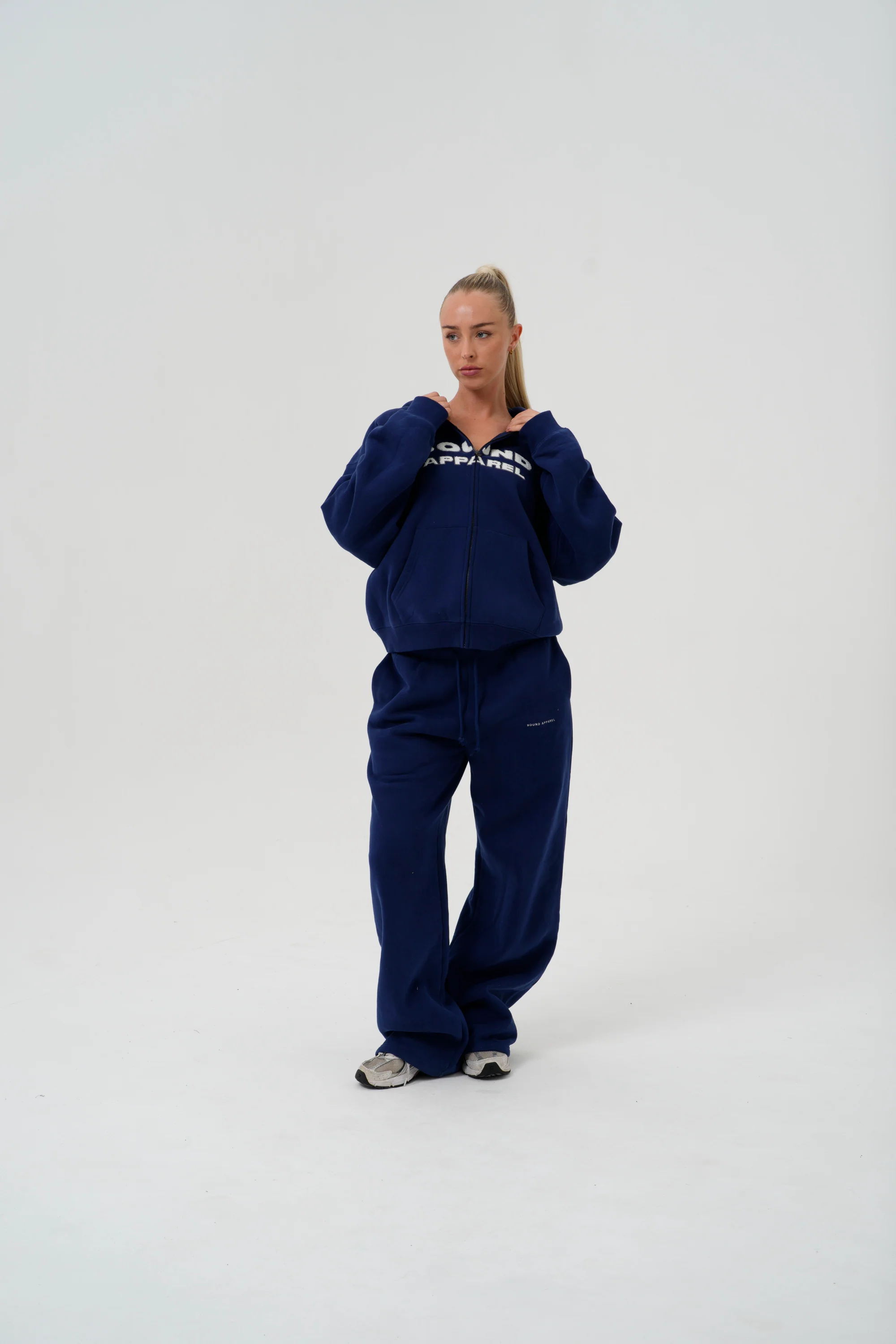 Navy Ultimate Zippy - Image 3